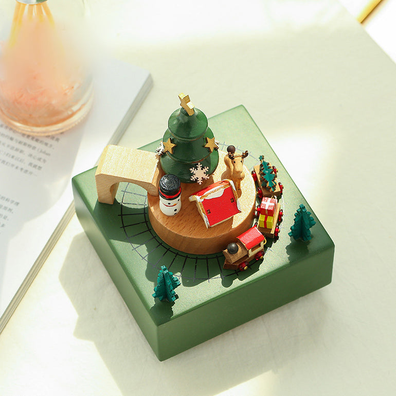Solid Wood Fine Rotating Music Box - KIKAGoods